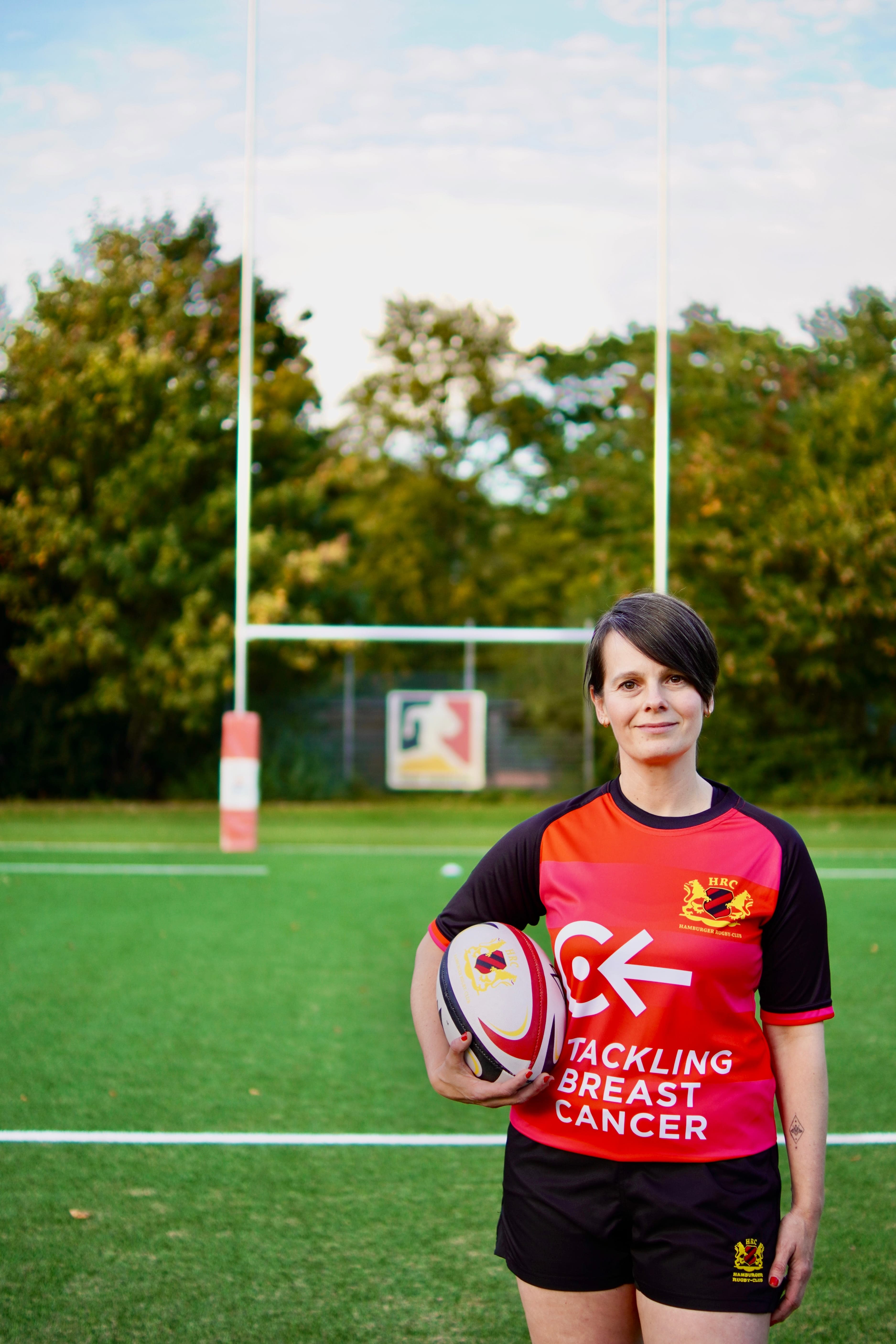 Hamburger Rugby-Club Tackling Breast Cancer Pink Jersey Kampagne 2026